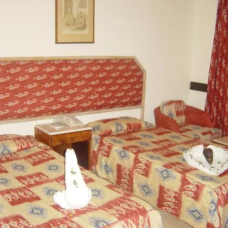 Hôtel Dolphina Country Club